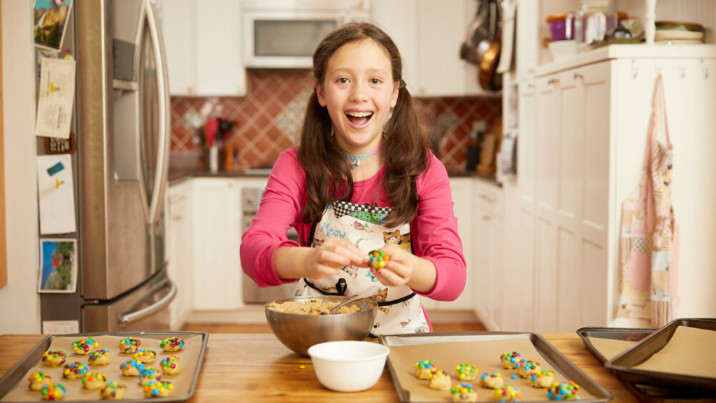 Dana Perella making cookies