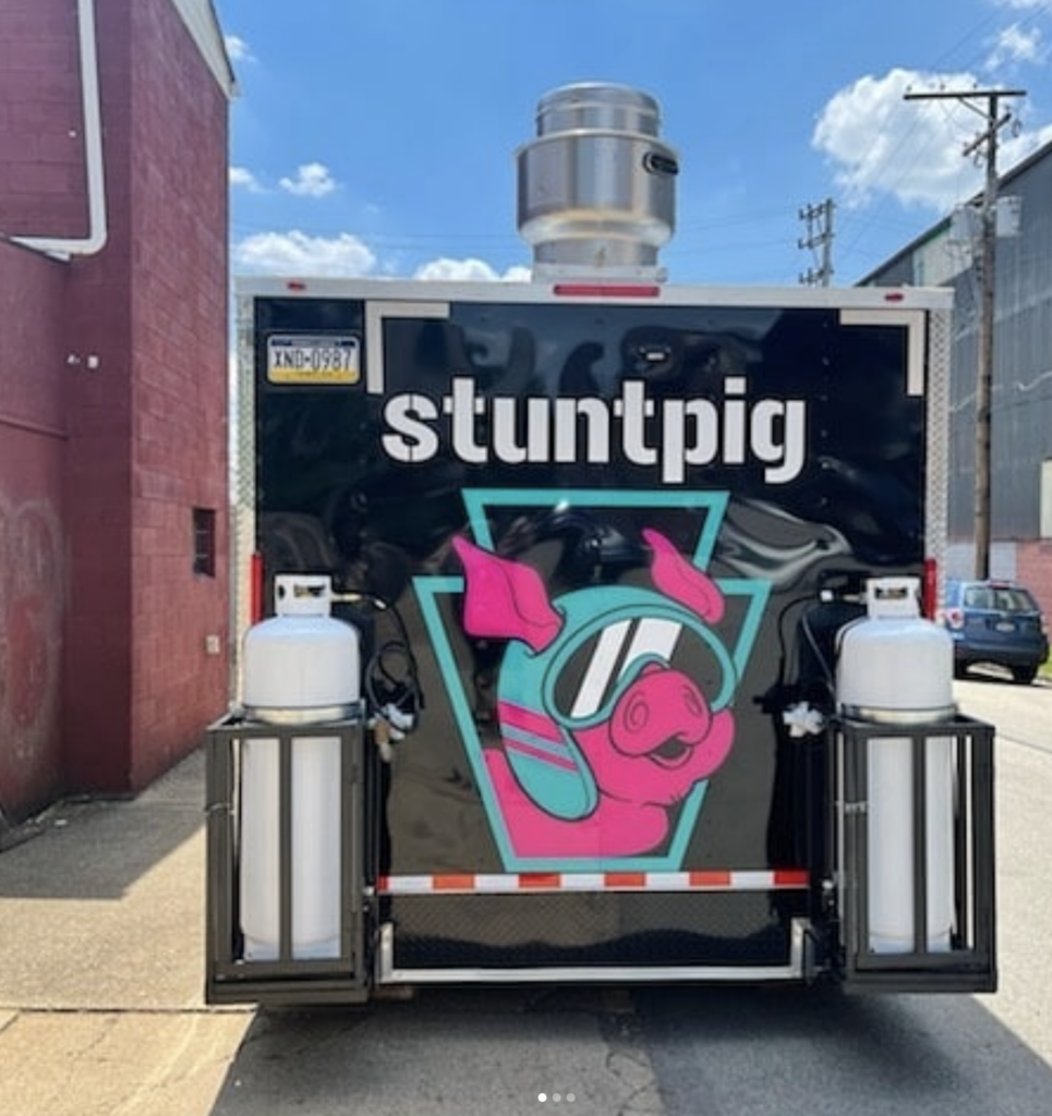 stuntpig truck