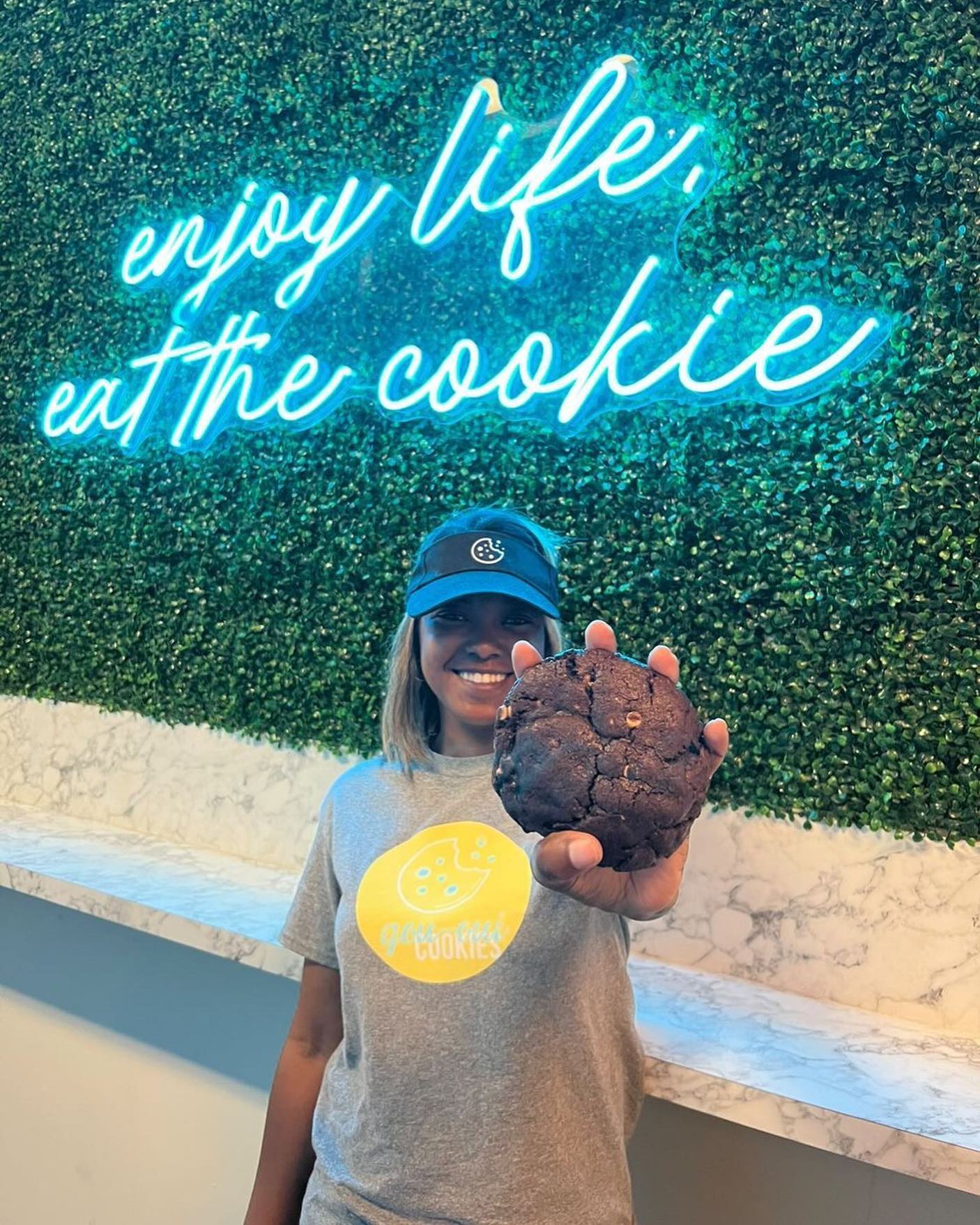 michelle with cookie